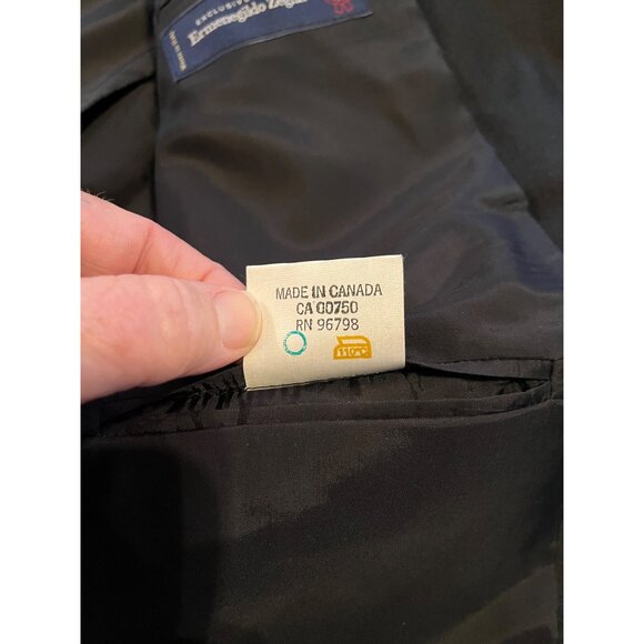 Ermenegildo Zegna Mens Black 100% Cashmere Blazer With Purdue University Buttons - Picture 6 of 14